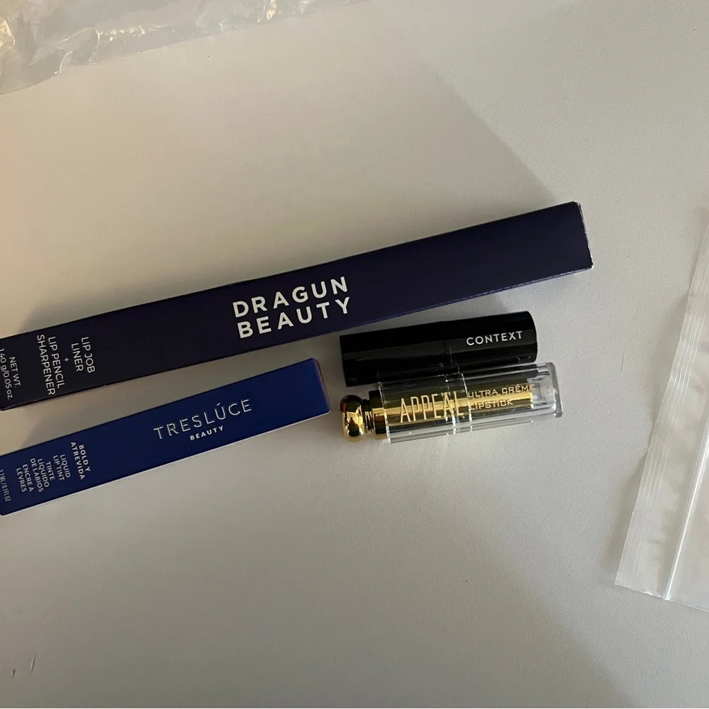 NWT 5 Piece Nude Lip Color Bundle